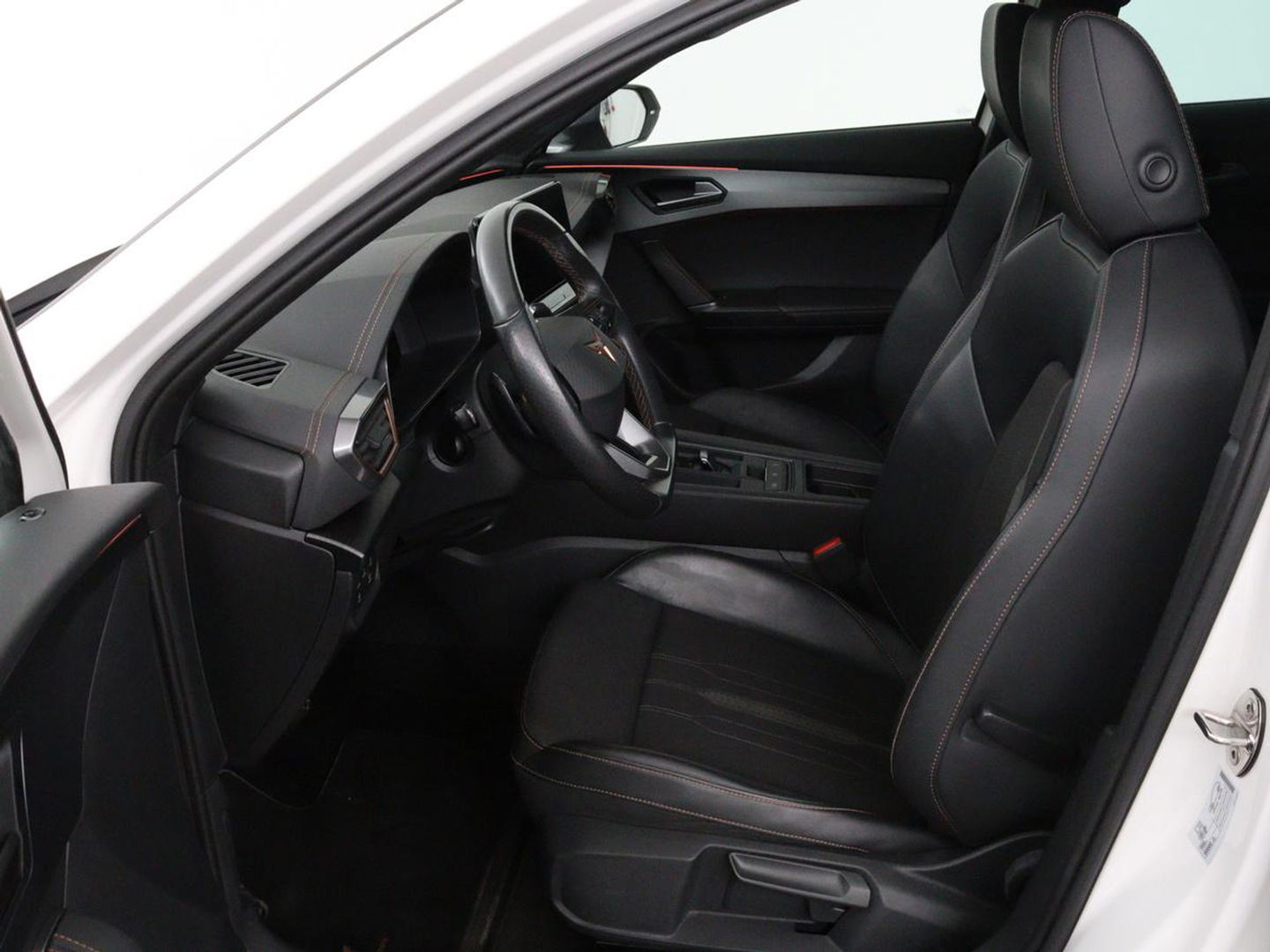 CUPRA Formentor 1.4 eHybrid | Stoel & Stuurverwarming | Camera | Adaptive cruise | Carplay | Full LED | Sfeerverlichting