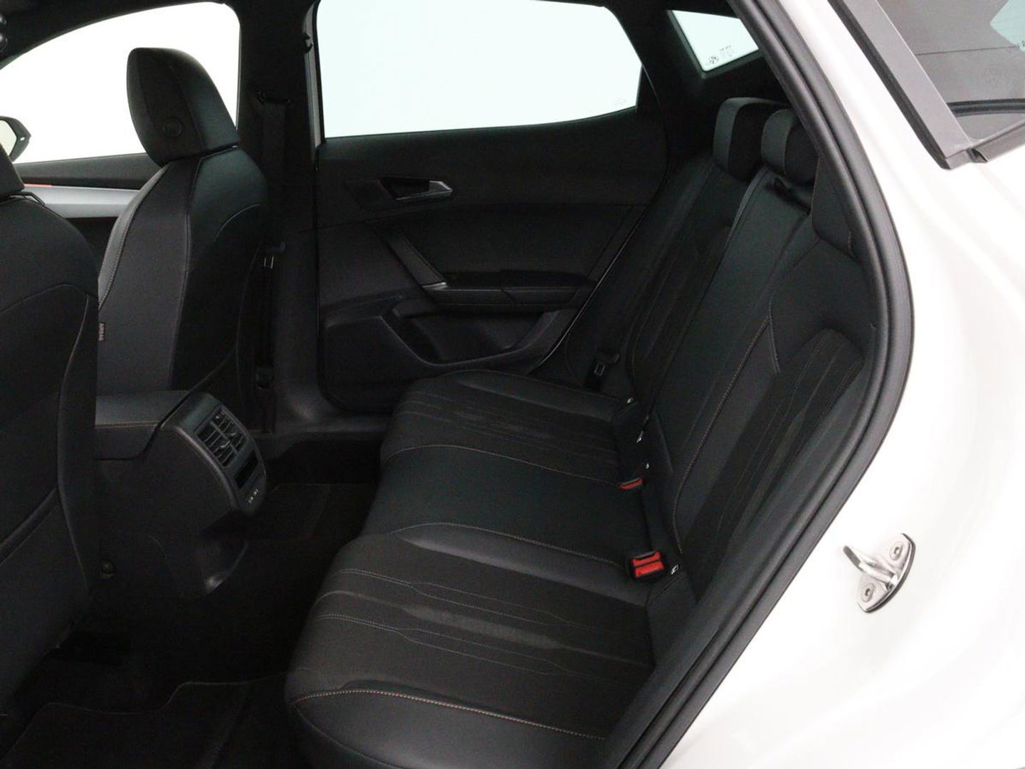 CUPRA Formentor 1.4 eHybrid | Stoel & Stuurverwarming | Camera | Adaptive cruise | Carplay | Full LED | Sfeerverlichting