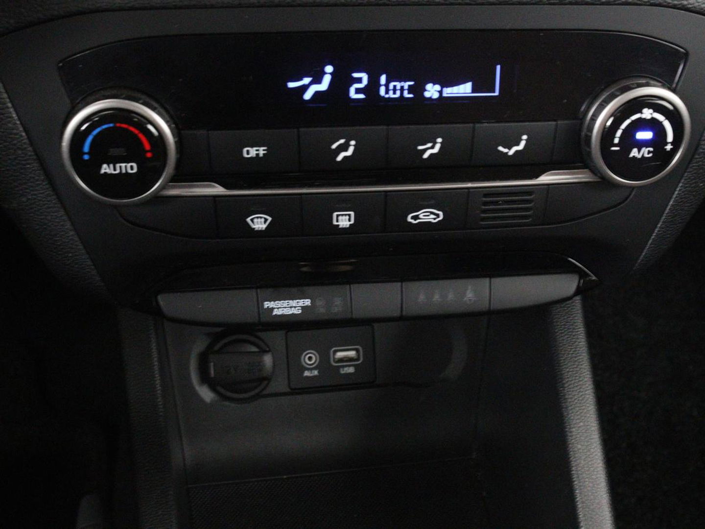 Hyundai i20 1.0 T-GDI Comfort | Navigatie | Camera | Climate control | Cruise control | DAB+ | Bluetooth | PDC