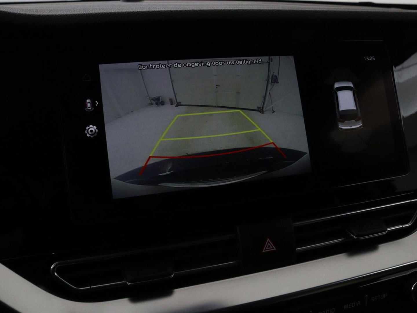 Kia Niro 1.6 GDi H. Dyn.Pl.L | Trekhaak afneembaar | Leder | Adaptive cruise | Camera | Carplay | Climate control | DAB | Navigatie