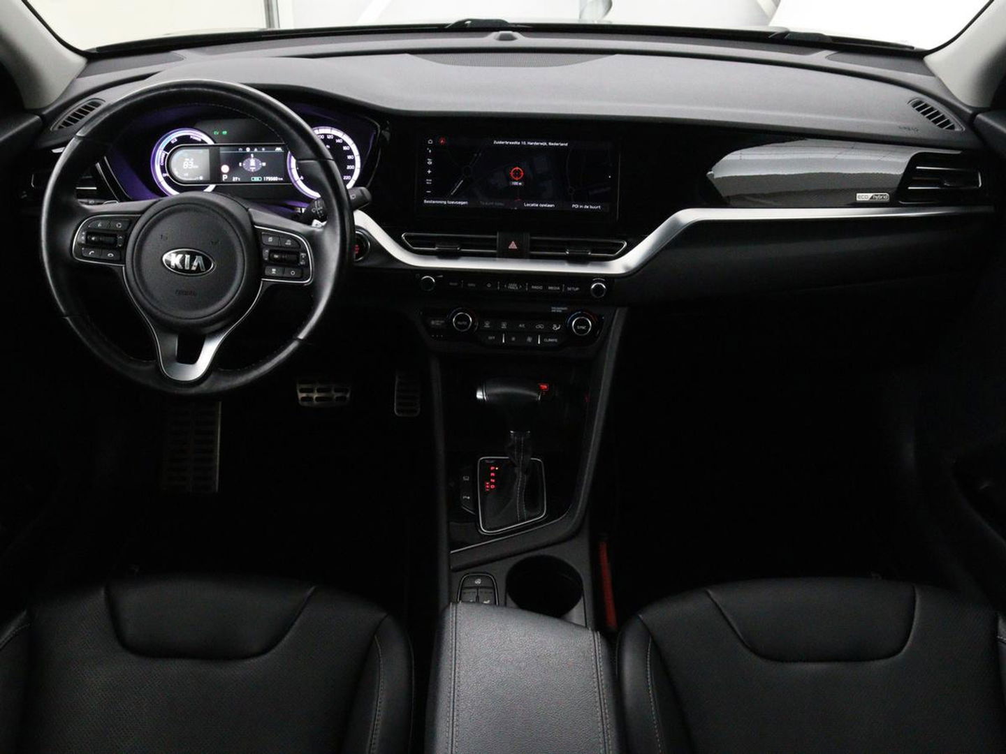 Kia Niro 1.6 GDi H. Dyn.Pl.L | Trekhaak afneembaar | Leder | Adaptive cruise | Camera | Carplay | Climate control | DAB | Navigatie