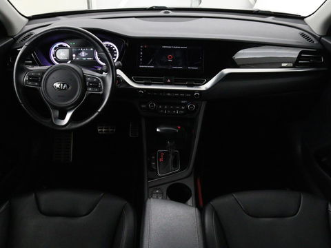 Kia Niro 1.6 GDi H. Dyn.Pl.L | Trekhaak afneembaar | Leder | Adaptive cruise | Camera | Carplay | Climate control | DAB | Navigatie