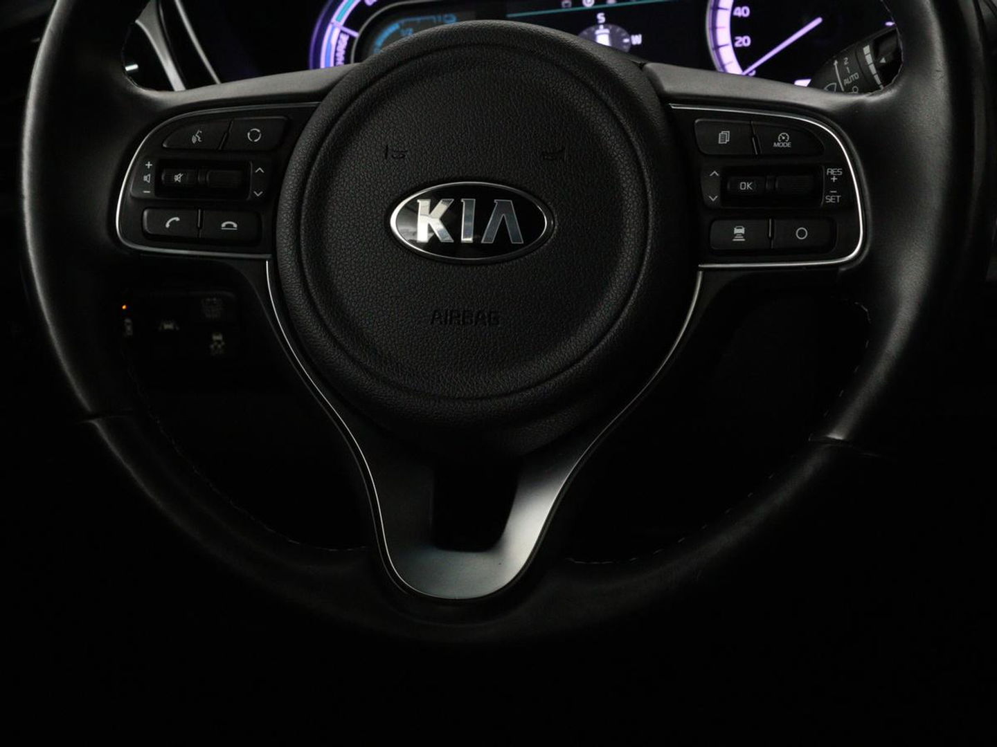Kia Niro 1.6 GDi H. Dyn.Pl.L | Trekhaak afneembaar | Leder | Adaptive cruise | Camera | Carplay | Climate control | DAB | Navigatie