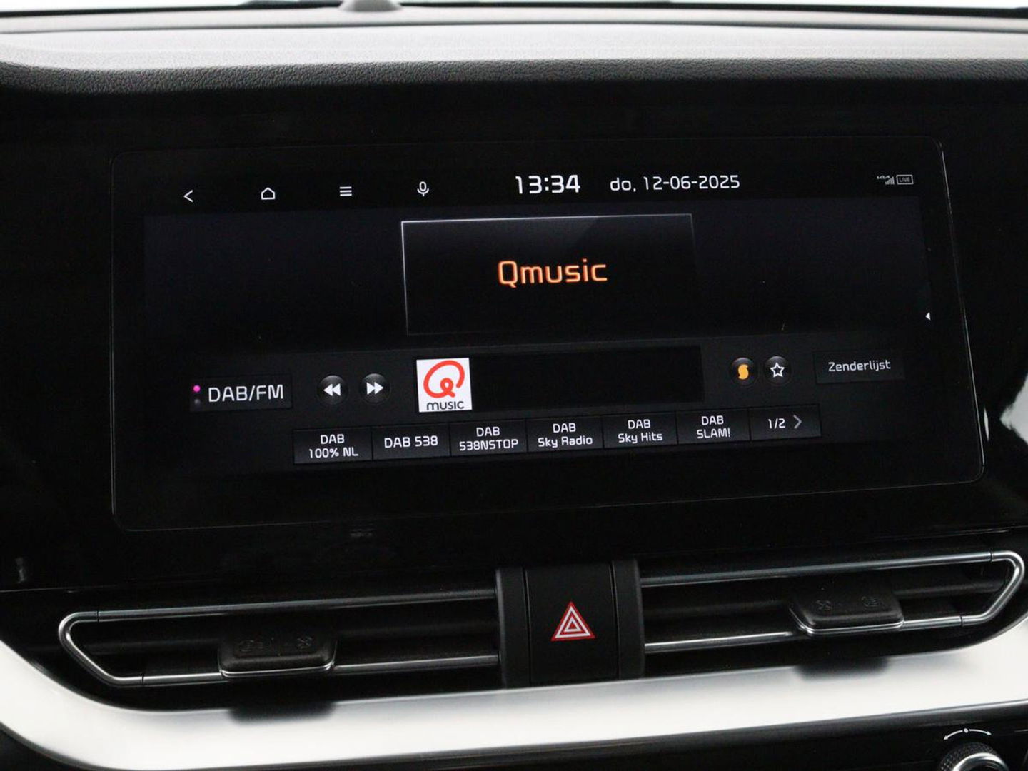 Kia Niro 1.6 GDi H. Dyn.Pl.L | Trekhaak afneembaar | Leder | Adaptive cruise | Camera | Carplay | Climate control | DAB | Navigatie