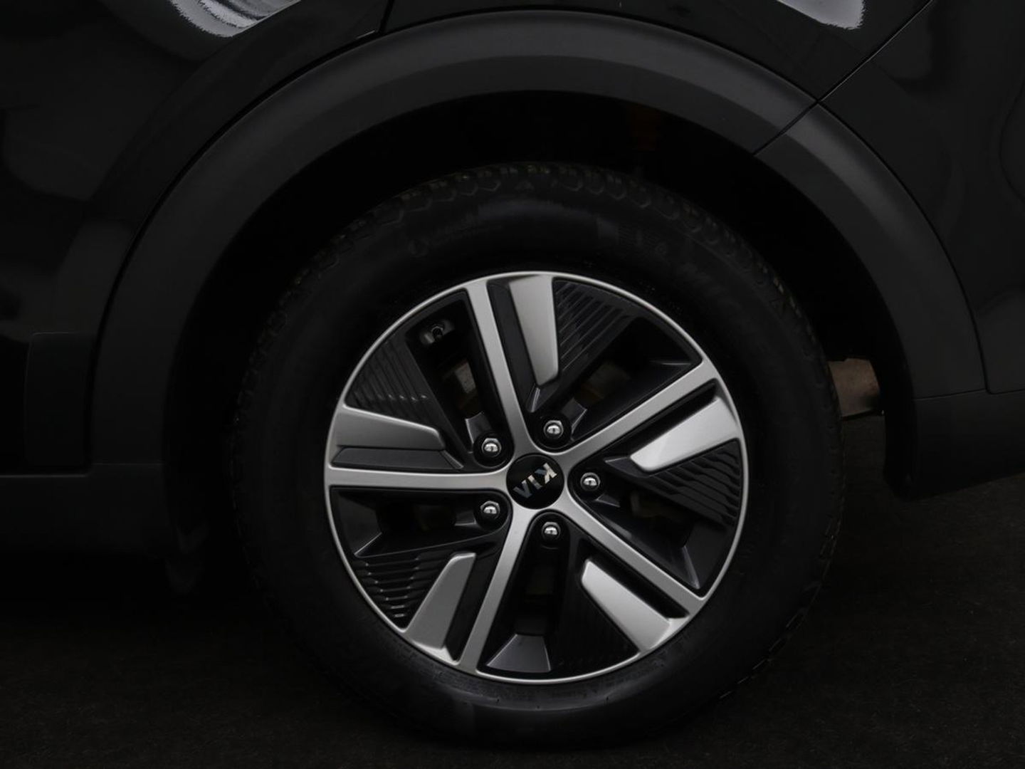 Kia Niro 1.6 GDi H. Dyn.Pl.L | Trekhaak afneembaar | Leder | Adaptive cruise | Camera | Carplay | Climate control | DAB | Navigatie
