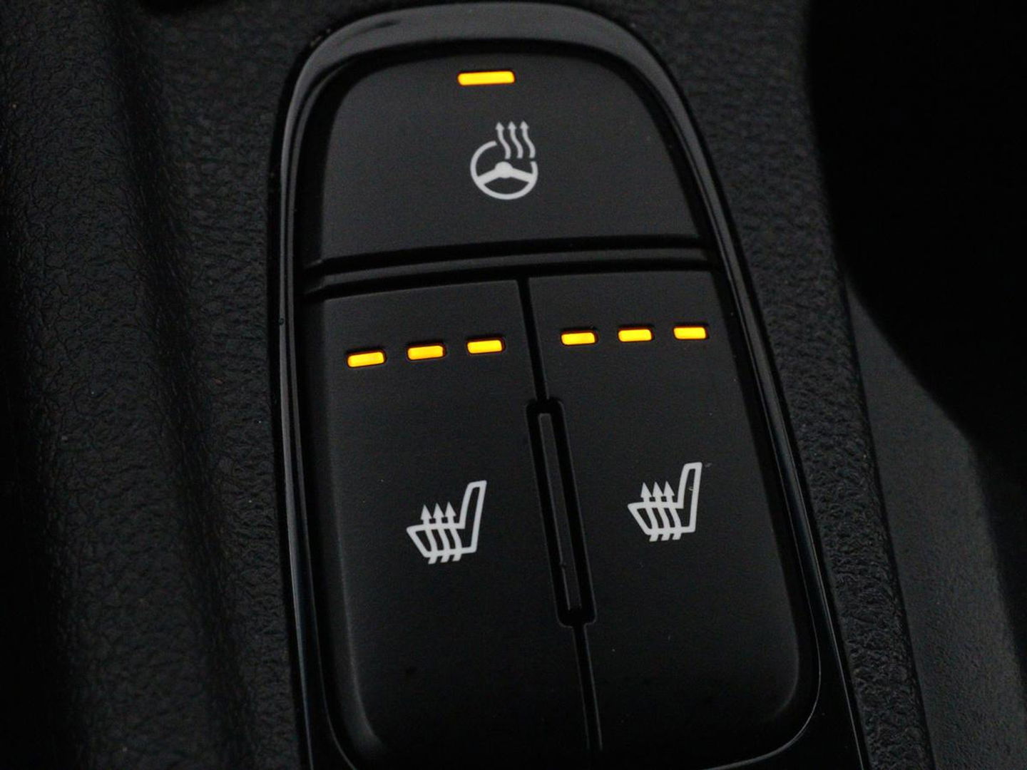Kia Niro 1.6 GDi H. Dyn.Pl.L | Trekhaak afneembaar | Leder | Adaptive cruise | Camera | Carplay | Climate control | DAB | Navigatie
