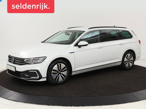 Volkswagen Passat 1.4 TSI PHEV GTE | Adaptive cruise | Trekhaak wegklapbaar | Stoelverwarming |  Navigatie | Full LED
