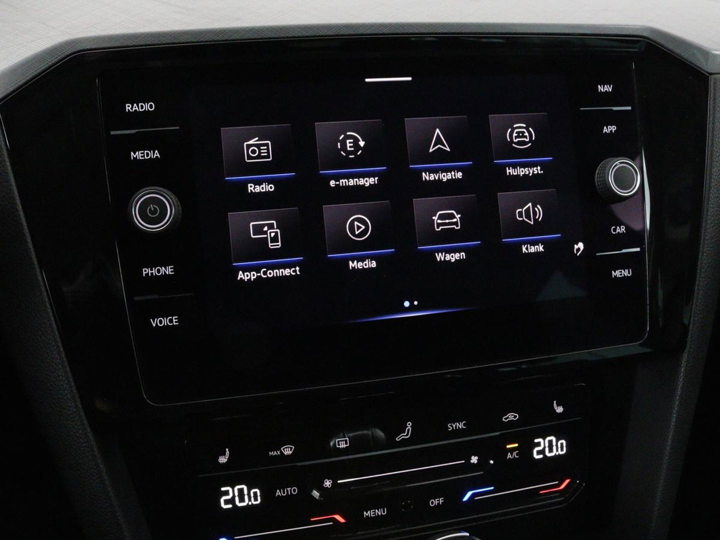 Volkswagen Passat 1.4 TSI PHEV GTE | Adaptive cruise | Trekhaak wegklapbaar | Stoelverwarming |  Navigatie | Full LED