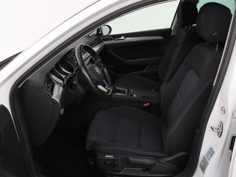 Volkswagen Passat 1.4 TSI PHEV GTE | Adaptive cruise | Trekhaak wegklapbaar | Stoelverwarming |  Navigatie | Full LED