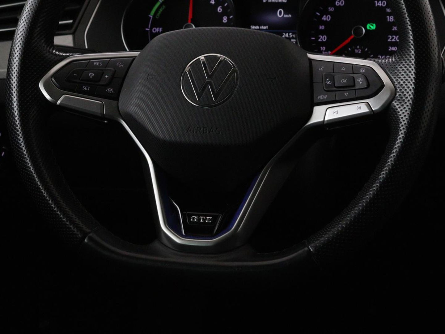 Volkswagen Passat 1.4 TSI PHEV GTE | Adaptive cruise | Trekhaak wegklapbaar | Stoelverwarming |  Navigatie | Full LED