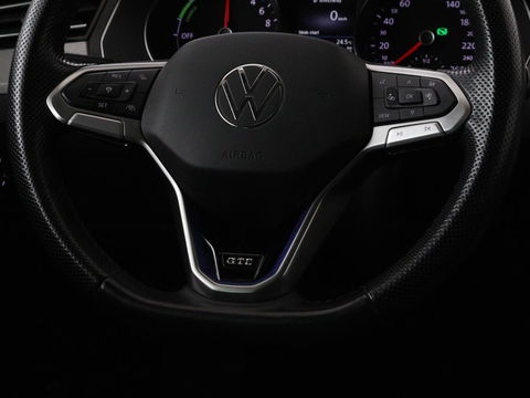Volkswagen Passat 1.4 TSI PHEV GTE | Adaptive cruise | Trekhaak wegklapbaar | Stoelverwarming |  Navigatie | Full LED