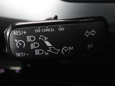 Škoda Superb 1.4 TSI Ambition | Panoramadak | Stoelverwarming | Trekhaak | Carplay | Memory | Navigatie | Climate control