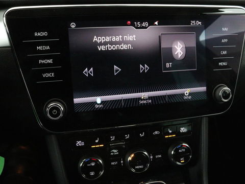 Škoda Superb 1.4 TSI Ambition | Panoramadak | Stoelverwarming | Trekhaak | Carplay | Memory | Navigatie | Climate control
