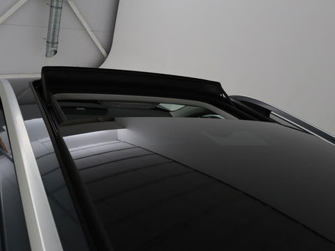 Škoda Superb 1.4 TSI Ambition | Panoramadak | Stoelverwarming | Trekhaak | Carplay | Memory | Navigatie | Climate control