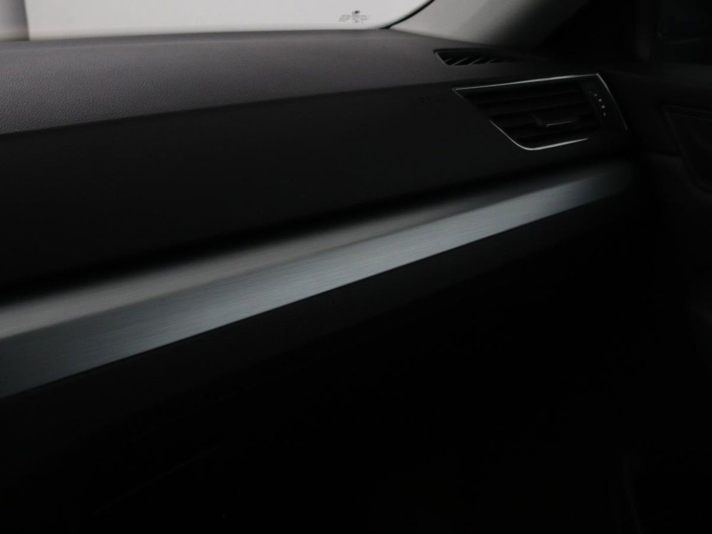 Škoda Superb 1.4 TSI Ambition | Panoramadak | Stoelverwarming | Trekhaak | Carplay | Memory | Navigatie | Climate control