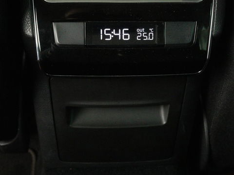 Škoda Superb 1.4 TSI Ambition | Panoramadak | Stoelverwarming | Trekhaak | Carplay | Memory | Navigatie | Climate control