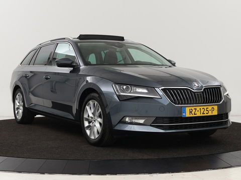 Škoda Superb 1.4 TSI Ambition | Panoramadak | Stoelverwarming | Trekhaak | Carplay | Memory | Navigatie | Climate control
