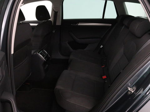 Škoda Superb 1.4 TSI Ambition | Panoramadak | Stoelverwarming | Trekhaak | Carplay | Memory | Navigatie | Climate control