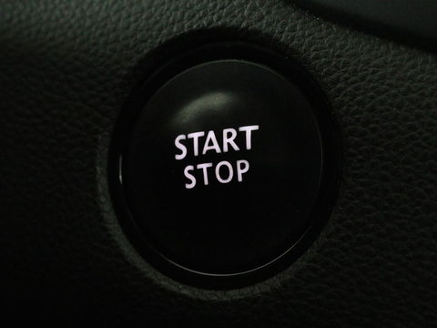 Renault Mégane Estate 1.2 TCe GT-Line | Leder | Stoelverwarming | Camera | Cruise control | Trekhaak | LED | Navigatie | Sfeerverlichting | BOSE audio