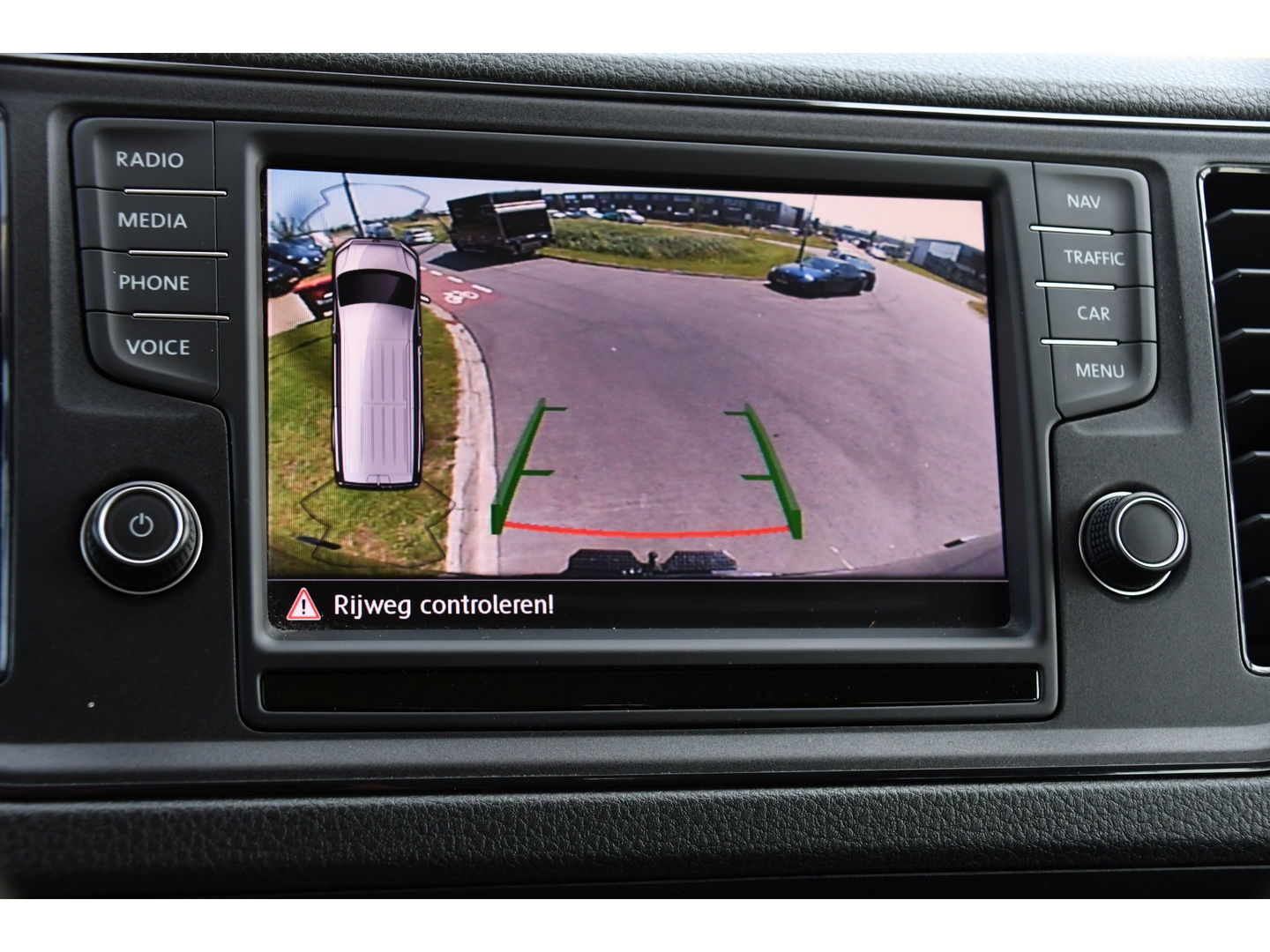 Volkswagen Crafter 35 2.0 TDI L5H3 DC Highline Adaptieve Cruise, Camera, Carplay, 177PK, Automaat, Multimedia, LED, Uniek!