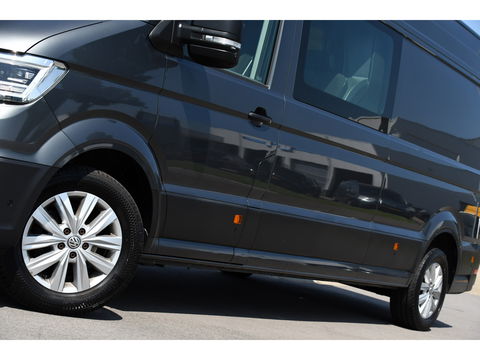 Volkswagen Crafter 35 2.0 TDI L5H3 DC Highline Adaptieve Cruise, Camera, Carplay, 177PK, Automaat, Multimedia, LED, Uniek!