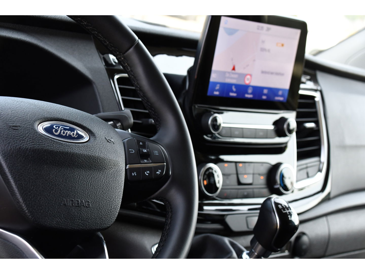Ford Transit Custom 300 2.0 TDCI L2H1 Raptor Edition DC Limited Cruise, Carplay, NAVI, 130PK, Multimedia, Sensoren, Stoelverwarming, Uniek!