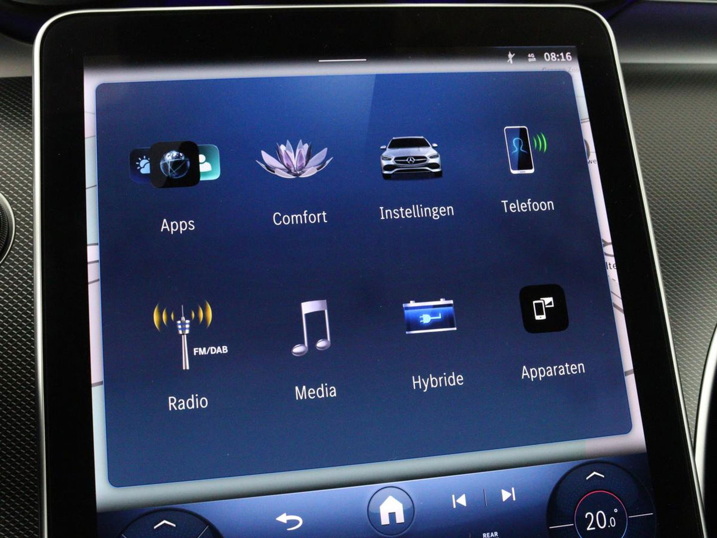 Mercedes-Benz C-Klasse 300e AMG Night | Adaptive cruise | Stoelverwarming | Trekhaak | Carplay | Camera | Sfeerverlichting | Full LED
