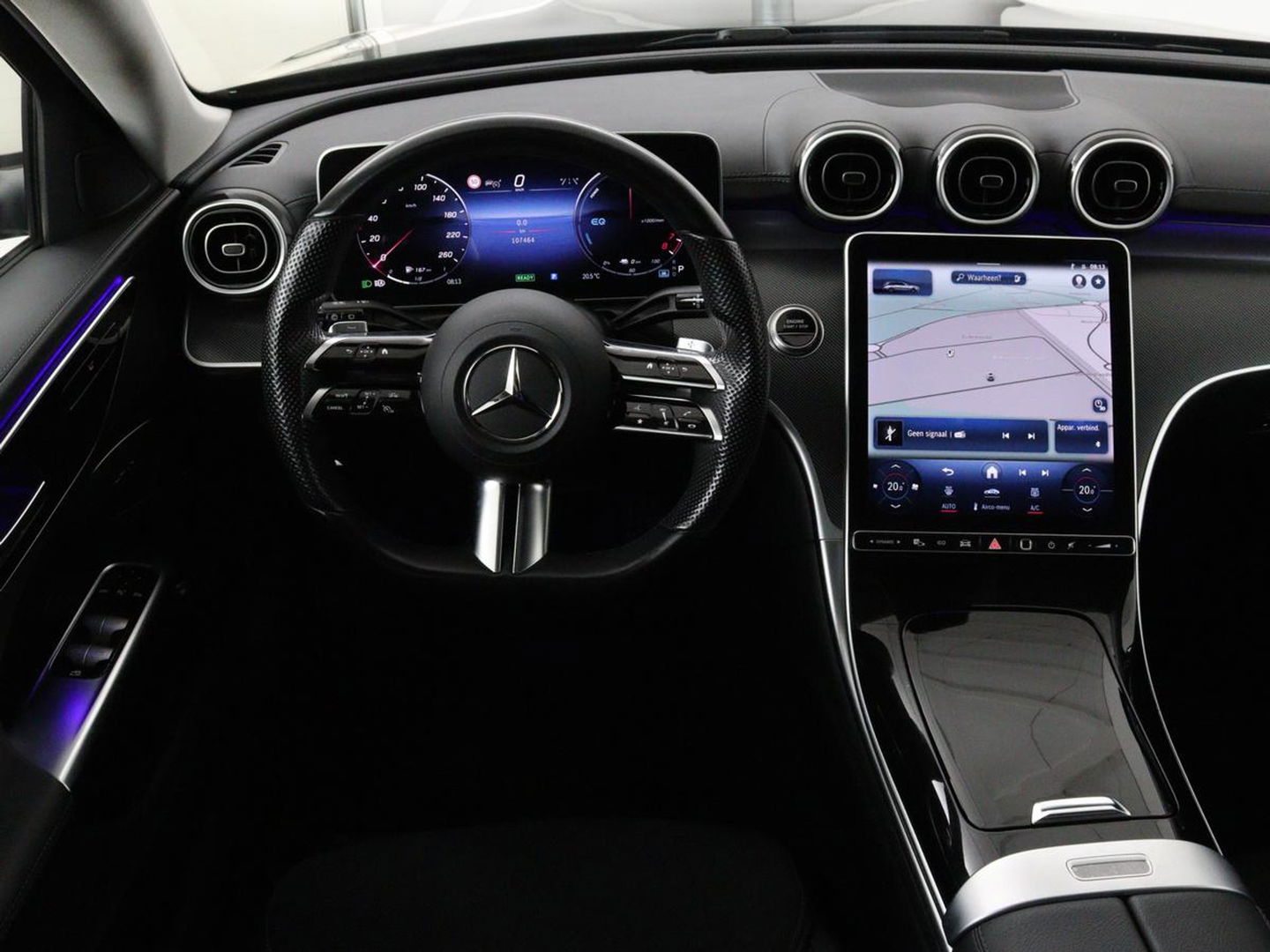Mercedes-Benz C-Klasse 300e AMG Night | Adaptive cruise | Stoelverwarming | Trekhaak | Carplay | Camera | Sfeerverlichting | Full LED
