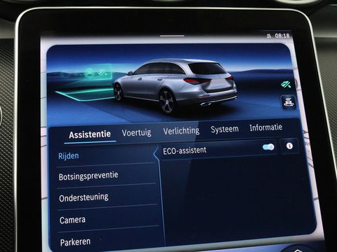 Mercedes-Benz C-Klasse 300e AMG Night | Adaptive cruise | Stoelverwarming | Trekhaak | Carplay | Camera | Sfeerverlichting | Full LED