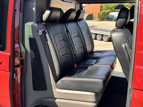 Volkswagen Transporter 2.0 TDI L2H1 DC Bulli 199PK | 2x Schuif | LEDER | 12 MND APK |ISOFIX