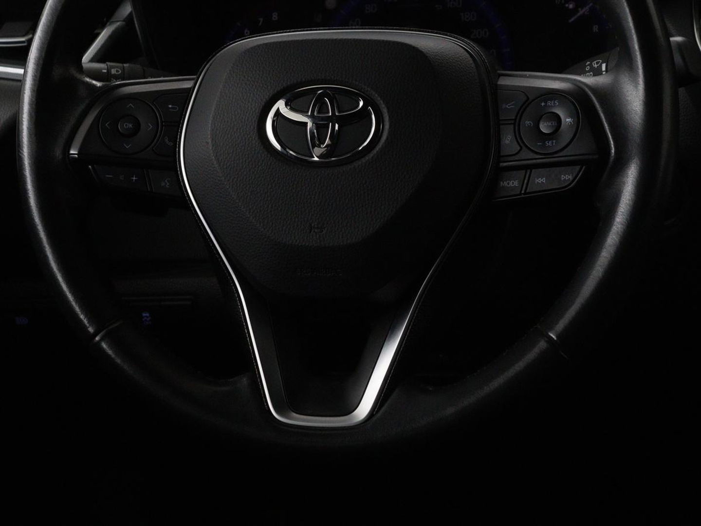 Toyota Corolla Touring Sports 2.0 Hybrid Business Plus | Stoelverwarming | Adaptive cruise | Full LED | Carplay | Keyless | Climate control | Camera