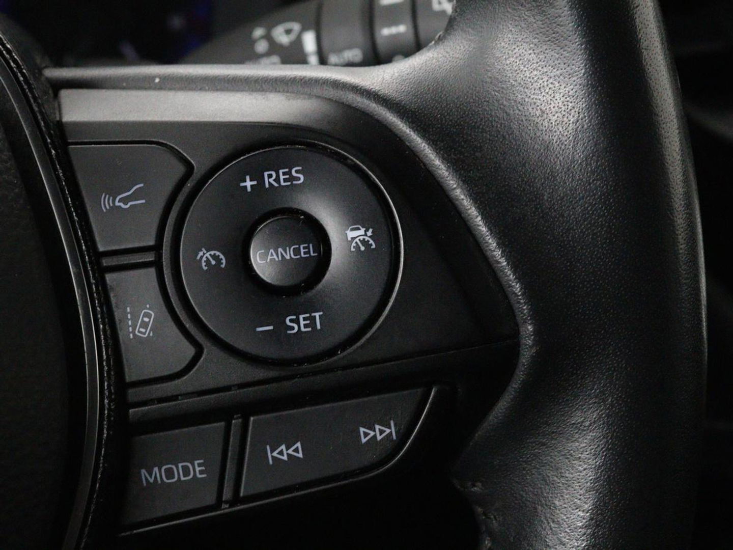 Toyota Corolla Touring Sports 2.0 Hybrid Business Plus | Stoelverwarming | Adaptive cruise | Full LED | Carplay | Keyless | Climate control | Camera
