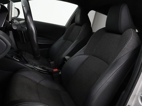 Toyota Corolla Touring Sports 2.0 Hybrid Business Plus | Stoelverwarming | Adaptive cruise | Full LED | Carplay | Keyless | Climate control | Camera