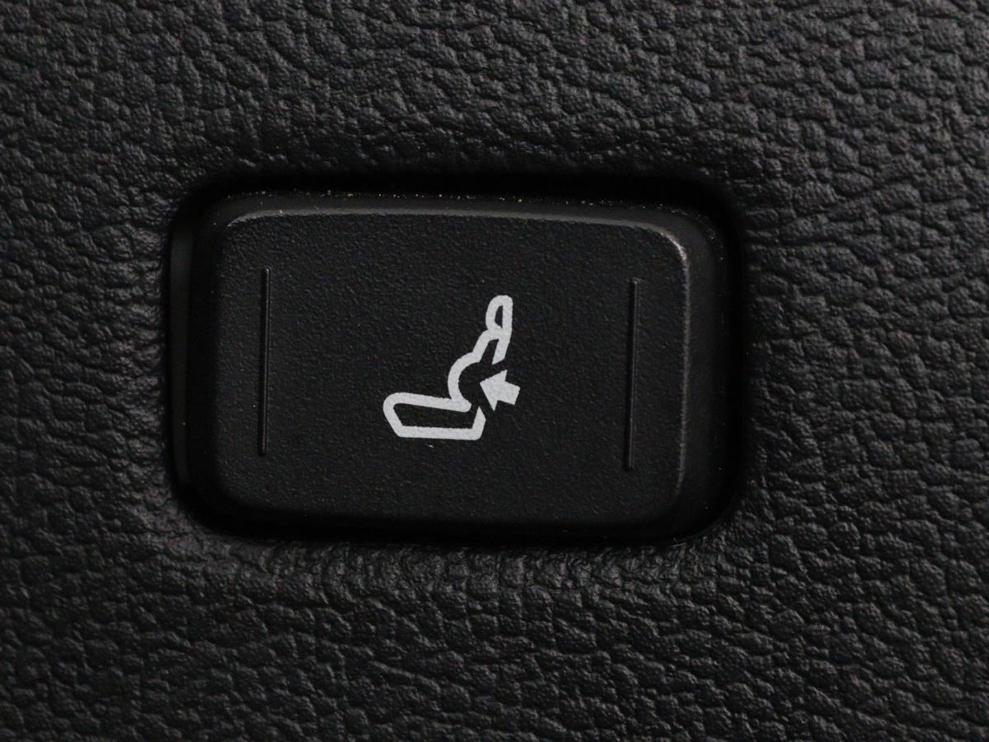 Toyota Corolla Touring Sports 2.0 Hybrid Business Plus | Stoelverwarming | Adaptive cruise | Full LED | Carplay | Keyless | Climate control | Camera