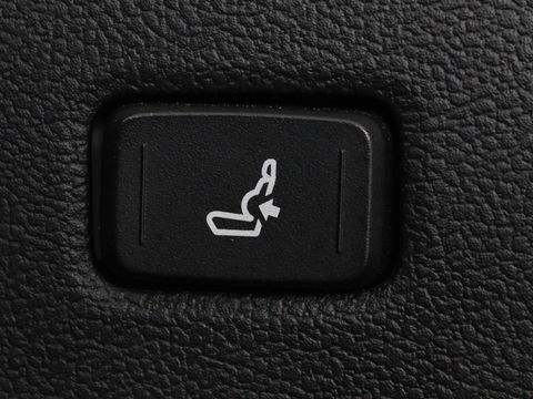 Toyota Corolla Touring Sports 2.0 Hybrid Business Plus | Stoelverwarming | Adaptive cruise | Full LED | Carplay | Keyless | Climate control | Camera