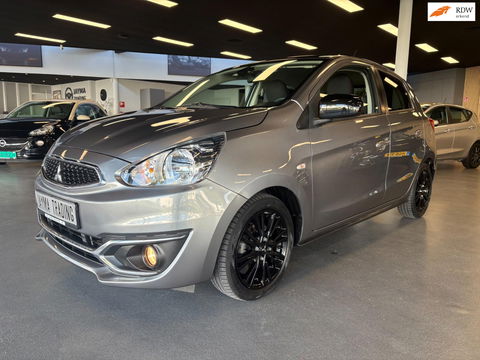 Mitsubishi Space Star 1.2 Two-Tone