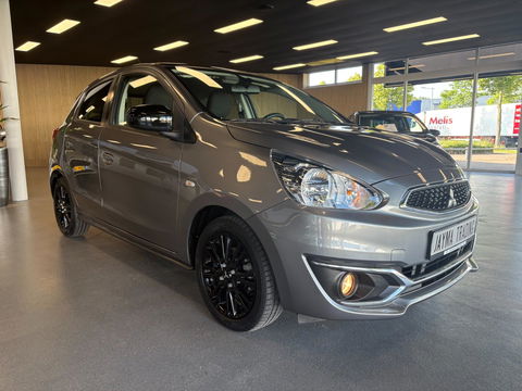 Mitsubishi Space Star 1.2 Two-Tone