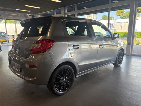 Mitsubishi Space Star 1.2 Two-Tone