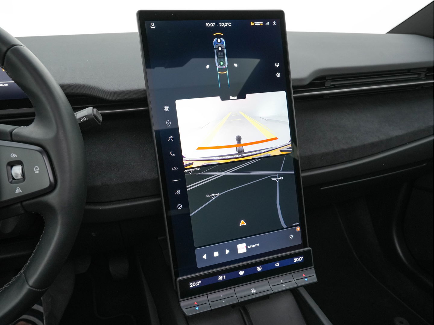 Fisker Ocean Extreme 113kWh [ 3-Fase ] Aut. (INCL-BTW) *HEATPUMP | PANO | LUXURY-LEATHER | FULL-LED | ADAPTIVE-CRUISE | TOP-VIEW | MEMORY-PACK | BLINDSPOT | DIGI-COCKPIT | KEYLESS | DAB+ | SOLAR-ROOF | COMFORTSEATS | CARPLAY | TOW