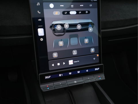 Fisker Ocean Extreme 113kWh [ 3-Fase ] Aut. (INCL-BTW) *HEATPUMP | PANO | LUXURY-LEATHER | FULL-LED | ADAPTIVE-CRUISE | TOP-VIEW | MEMORY-PACK | BLINDSPOT | DIGI-COCKPIT | KEYLESS | DAB+ | SOLAR-ROOF | COMFORTSEATS | CARPLAY | TOW