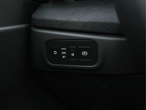 Fisker Ocean Extreme 113kWh [ 3-Fase ] Aut. (INCL-BTW) *HEATPUMP | PANO | LUXURY-LEATHER | FULL-LED | ADAPTIVE-CRUISE | TOP-VIEW | MEMORY-PACK | BLINDSPOT | DIGI-COCKPIT | KEYLESS | DAB+ | SOLAR-ROOF | COMFORTSEATS | CARPLAY | TOW