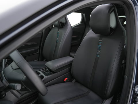 Fisker Ocean Extreme 113kWh [ 3-Fase ] Aut. (INCL-BTW) *HEATPUMP | PANO | LUXURY-LEATHER | FULL-LED | ADAPTIVE-CRUISE | TOP-VIEW | MEMORY-PACK | BLINDSPOT | DIGI-COCKPIT | KEYLESS | DAB+ | SOLAR-ROOF | COMFORTSEATS | CARPLAY | TOW