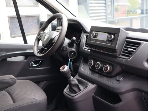 Renault Trafic 2.0 dCi 130 pk T30 L2 Lang - Trekhaak - Cruise - Airco