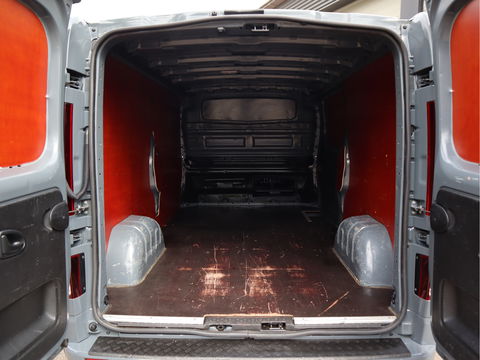 Renault Trafic 2.0 dCi 130 pk T30 L2 Lang - Trekhaak - Cruise - Airco