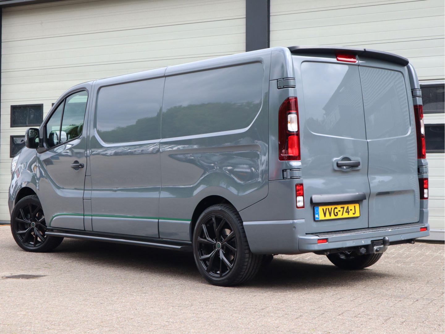 Renault Trafic 2.0 dCi 130 pk T30 L2 Lang - Trekhaak - Cruise - Airco