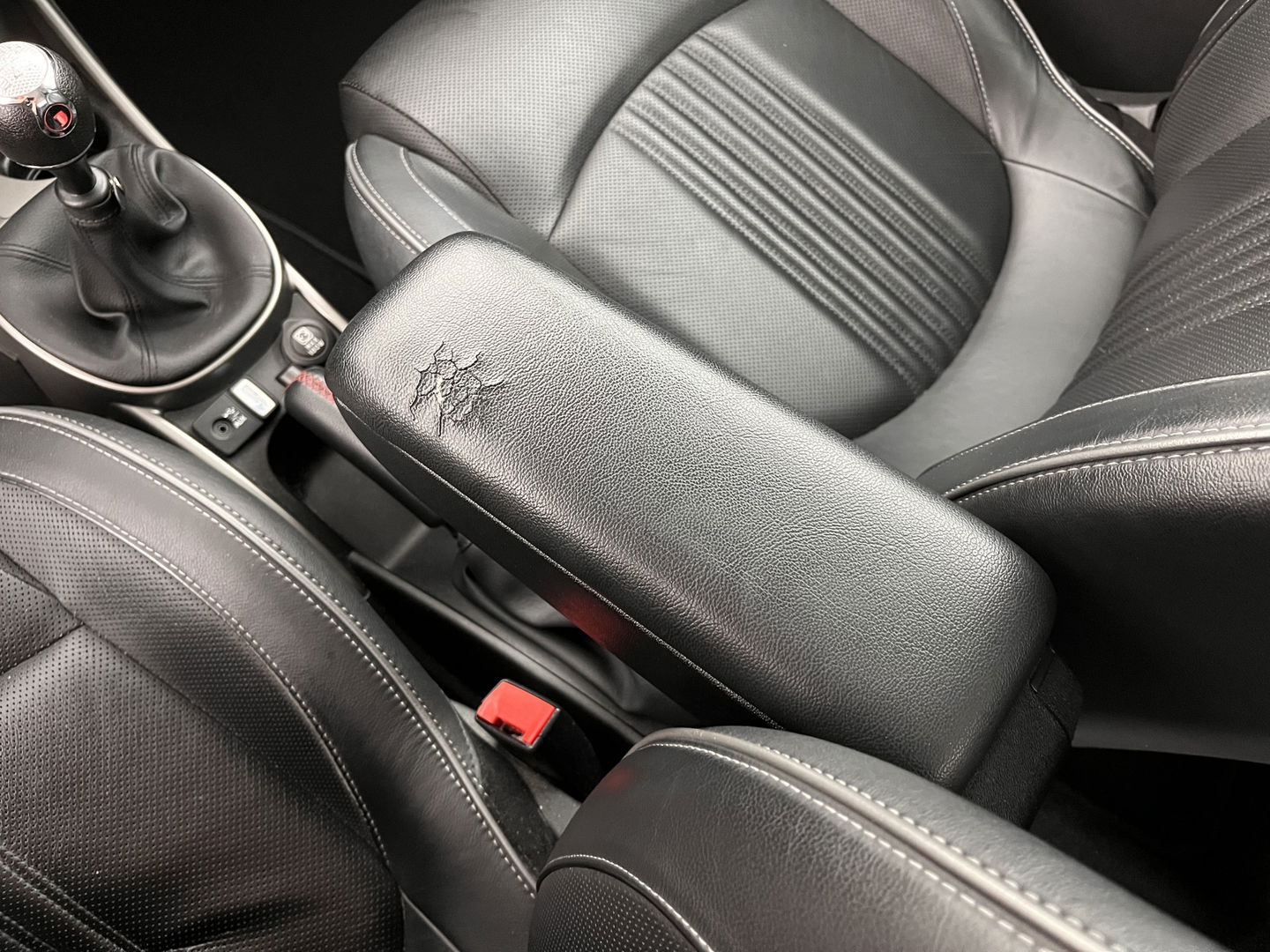 Alfa Romeo MiTo 1.3 JTDm ECO Distinctive Premium-Plus-Pack *LUXURY-LEATHER | SPORT-SEATS | NAVI-FULLMAP | ECC | PDC | CRUISE | 17''ALU *