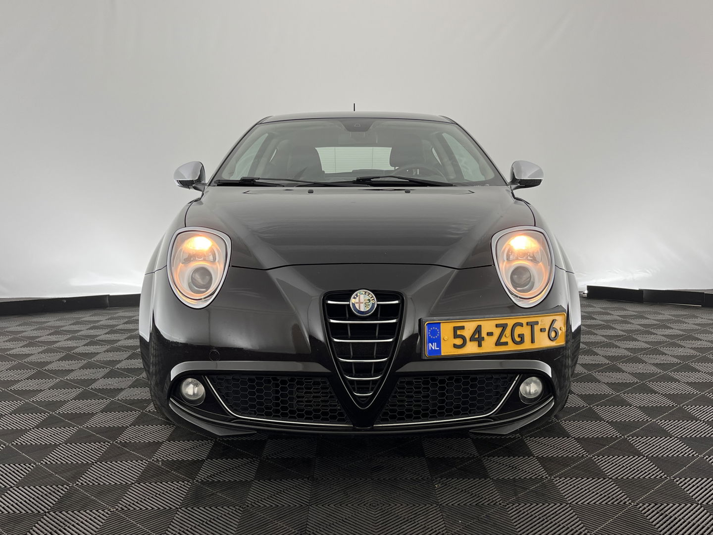 Alfa Romeo MiTo 1.3 JTDm ECO Distinctive Premium-Plus-Pack *LUXURY-LEATHER | SPORT-SEATS | NAVI-FULLMAP | ECC | PDC | CRUISE | 17''ALU *
