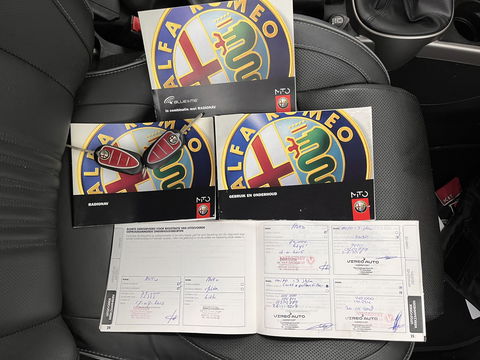 Alfa Romeo MiTo 1.3 JTDm ECO Distinctive Premium-Plus-Pack *LUXURY-LEATHER | SPORT-SEATS | NAVI-FULLMAP | ECC | PDC | CRUISE | 17''ALU *