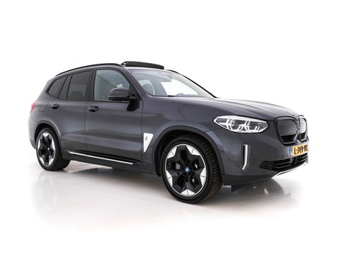 BMW iX3 High Executive 80 kWh [ 3-Fase ] (INCL.BTW) *PANO | HEAD-UP | FULL-LEATHER | FULL-LED | ADAPTIVE-CRUISE | DIGI-COCKPIT | BLINDSPOT | HARMAN/KARDON | KEYLESS | TOP-VIEW | SPORT-SEATS | 20''ALU | TOWBAR*