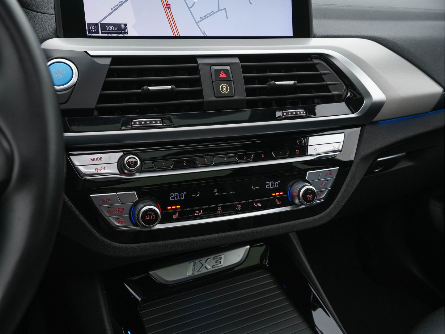 BMW iX3 High Executive 80 kWh [ 3-Fase ] (INCL.BTW) *PANO | HEAD-UP | FULL-LEATHER | FULL-LED | ADAPTIVE-CRUISE | DIGI-COCKPIT | BLINDSPOT | HARMAN/KARDON | KEYLESS | TOP-VIEW | SPORT-SEATS | 20''ALU | TOWBAR*